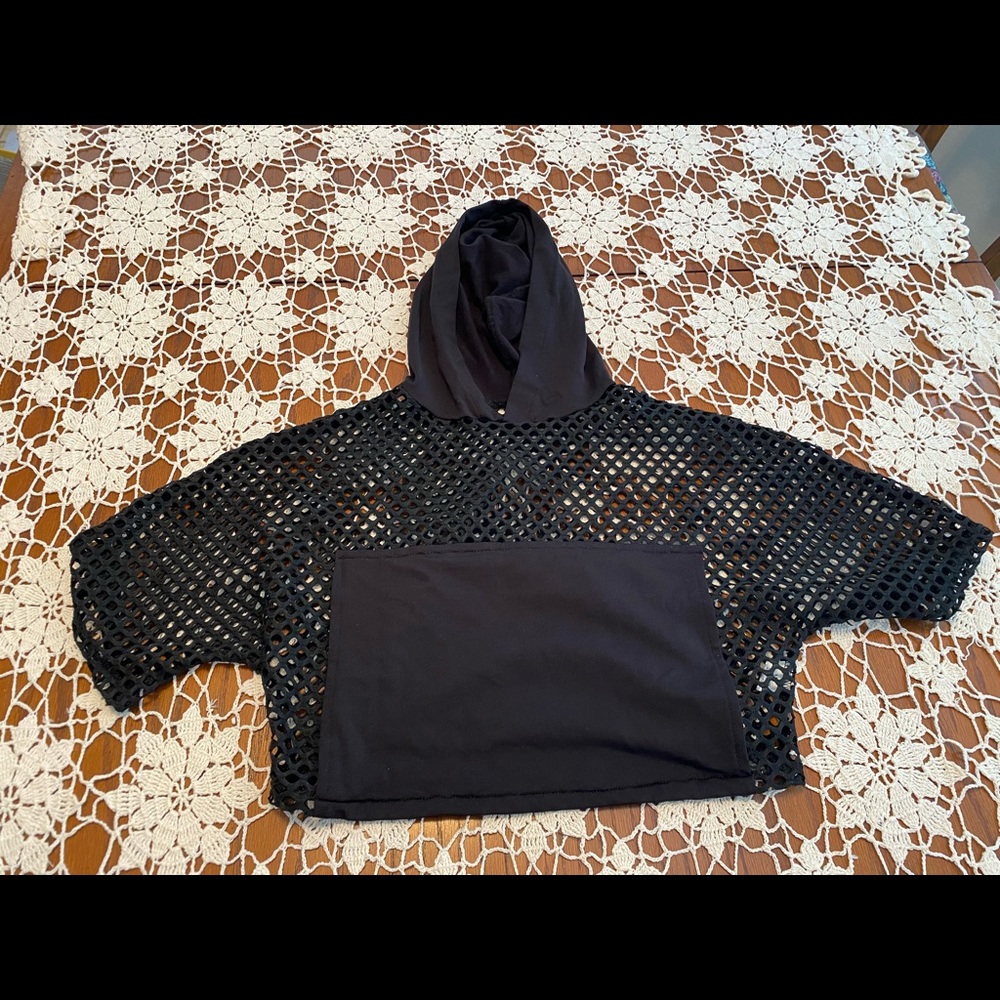 Bikini Cover Up.      Tote UU - Picture 2 of 3